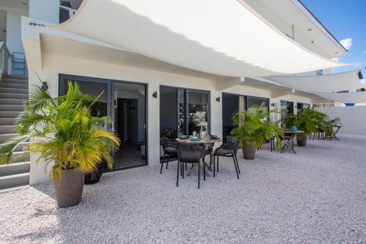 Indigo Apartments & Suites - 'Adults Only' Jan Thiel Exterior photo