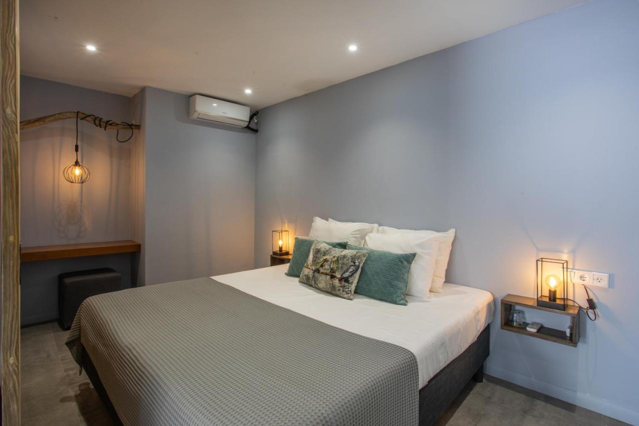 Indigo Apartments & Suites - 'Adults Only' Jan Thiel Exterior photo
